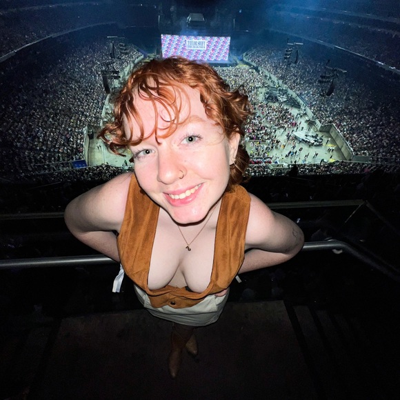 Meet your Posher, Mckenna - Picture 8 of 16